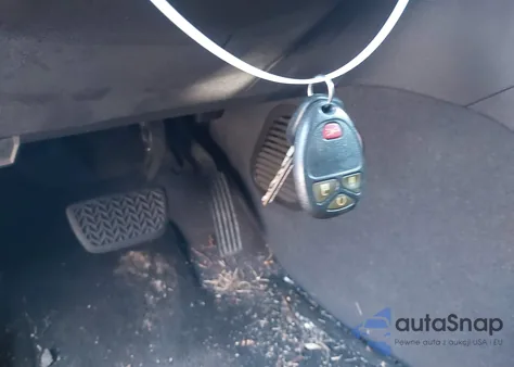 2011 Chevrolet Traverse 1Lt from USA, damaged, VIN 1GNKRGED8BJ325213